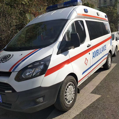 革吉品质救护车出租,为您的健康出行负责